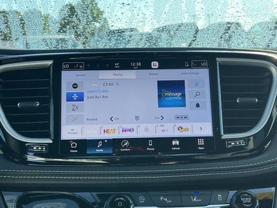 2027 Chrysler Pacifica PACIFICA SELECT