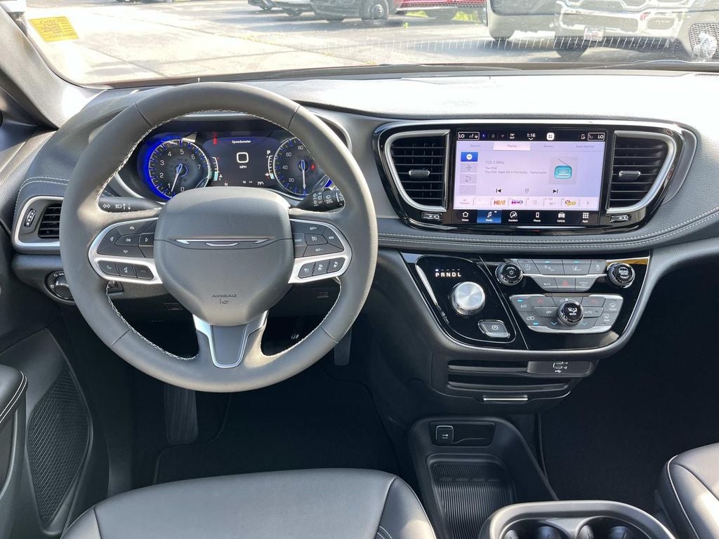 2027 Chrysler Pacifica PACIFICA SELECT