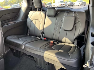 2026 Chrysler Voyager VOYAGER LX