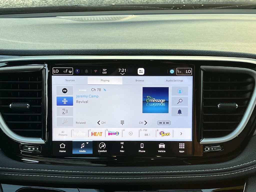 2027 Chrysler Pacifica PACIFICA LIMITED