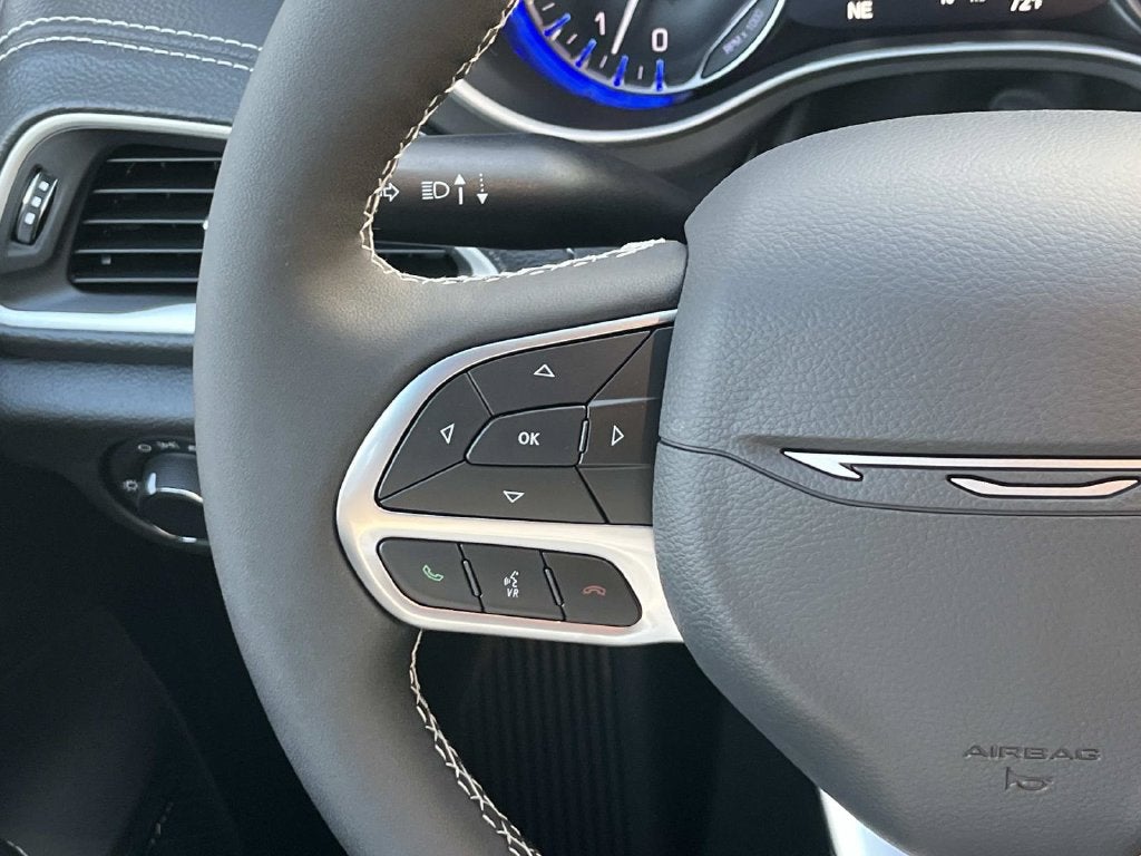 2027 Chrysler Pacifica PACIFICA LIMITED