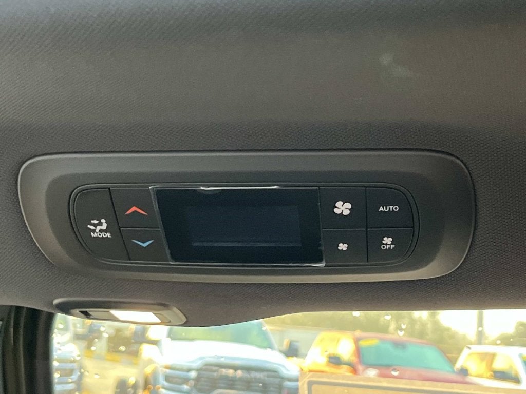 2027 Chrysler Pacifica PACIFICA LIMITED