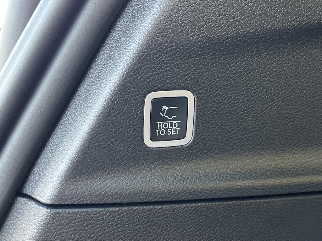 2027 Chrysler Pacifica PACIFICA LIMITED