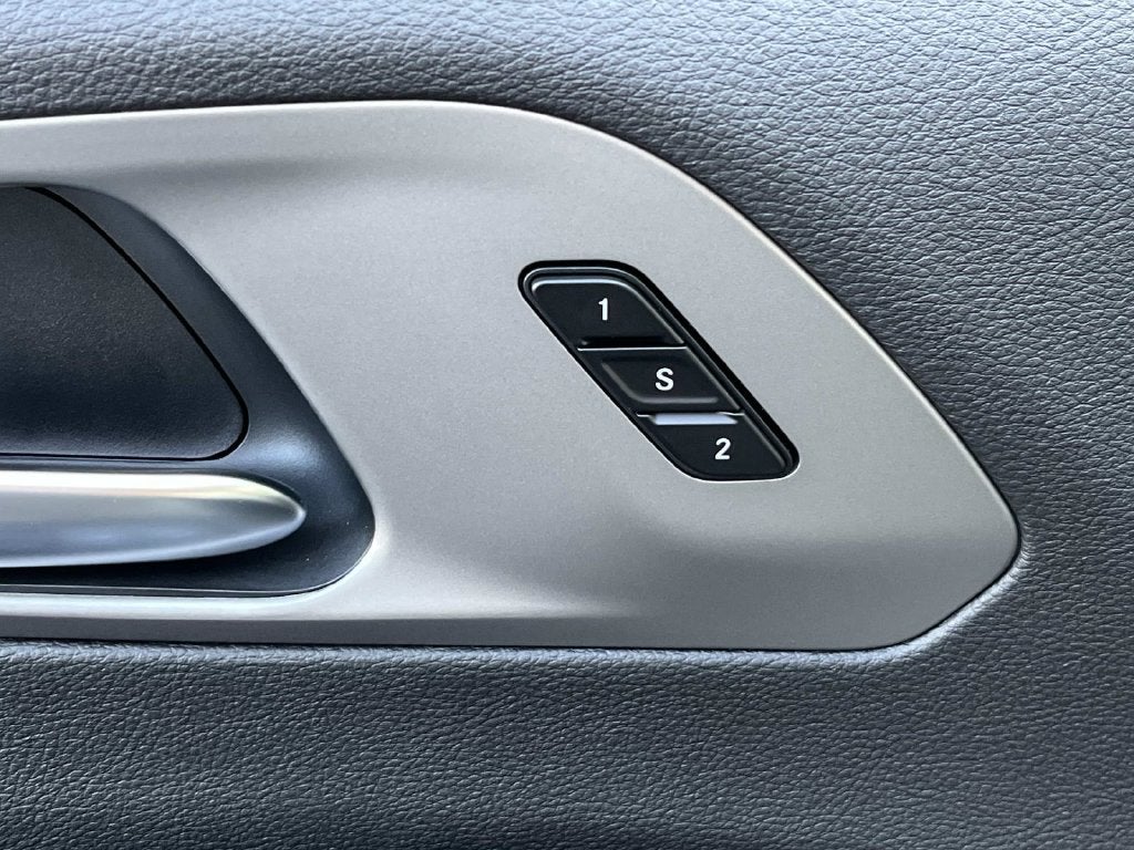 2027 Chrysler Pacifica PACIFICA LIMITED