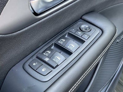 2027 Chrysler Pacifica PACIFICA LIMITED