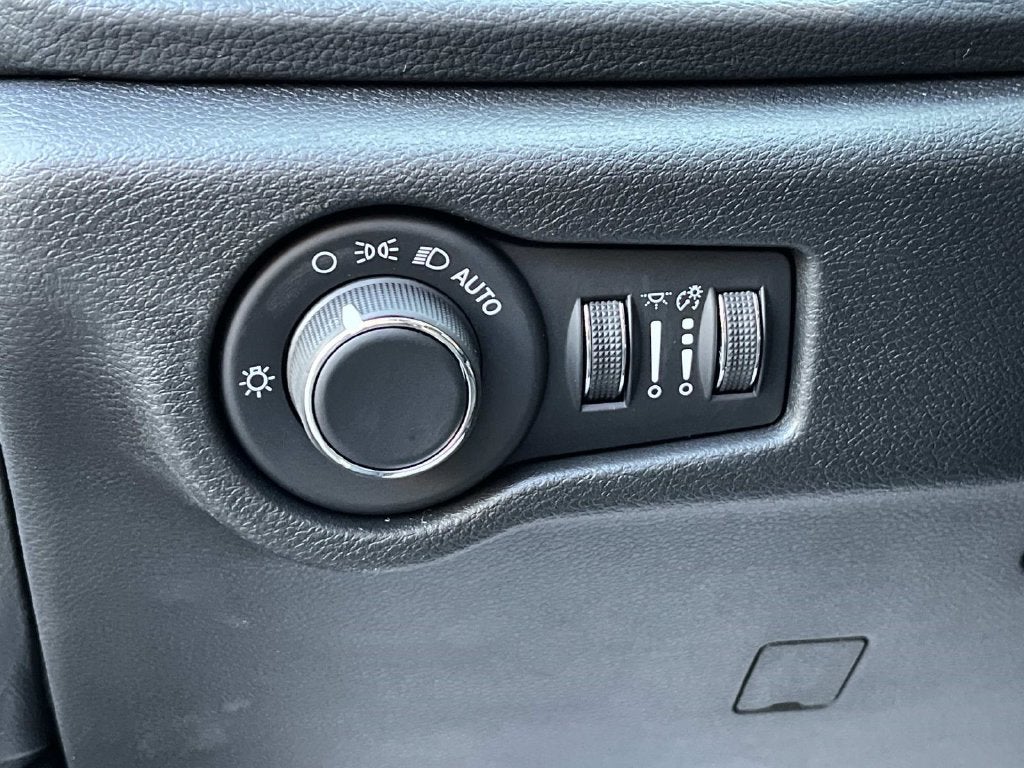 2027 Chrysler Pacifica PACIFICA LIMITED