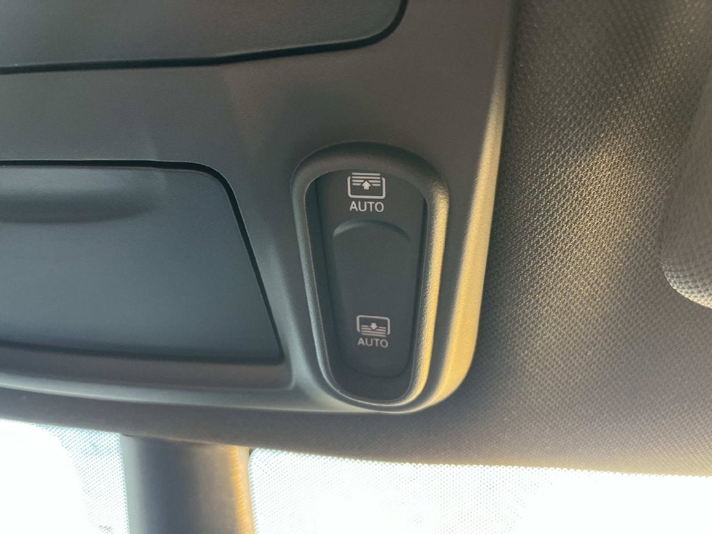 2027 Chrysler Pacifica PACIFICA LIMITED