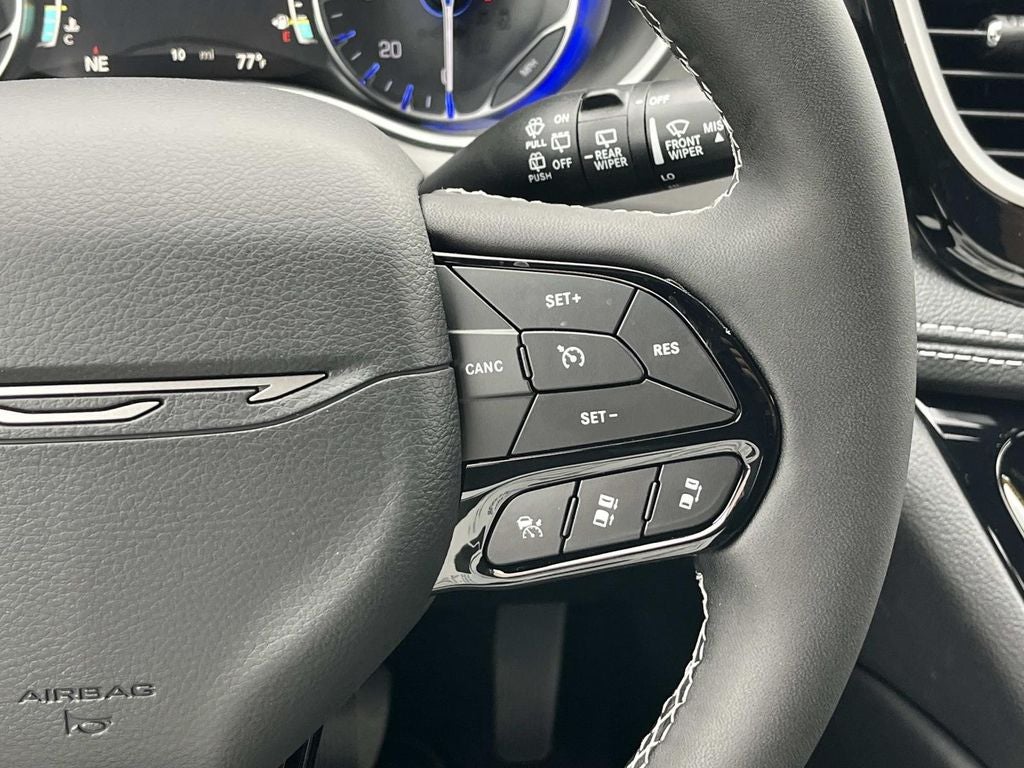 2027 Chrysler Pacifica PACIFICA LIMITED