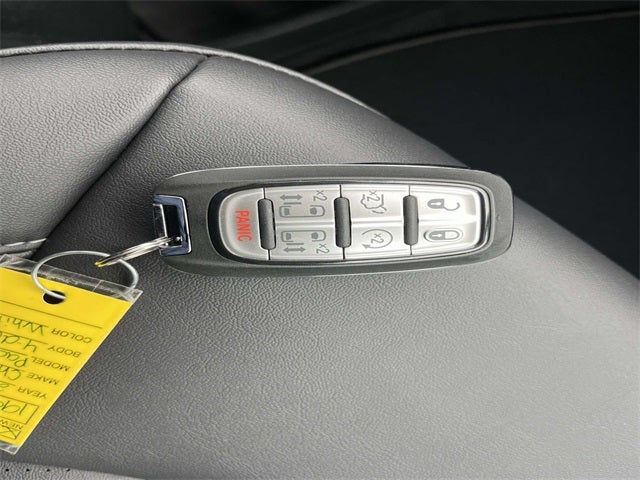 2026 Chrysler Pacifica PACIFICA SELECT AWD