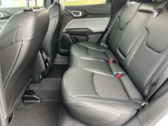 2026 Jeep Compass COMPASS LATITUDE 4X4