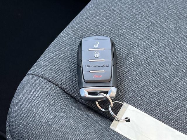 2026 RAM 3500 RAM 3500 TRADESMAN REGULAR CAB 4X4 8' BOX