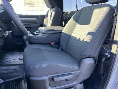 2026 RAM 3500 RAM 3500 TRADESMAN REGULAR CAB 4X4 8' BOX