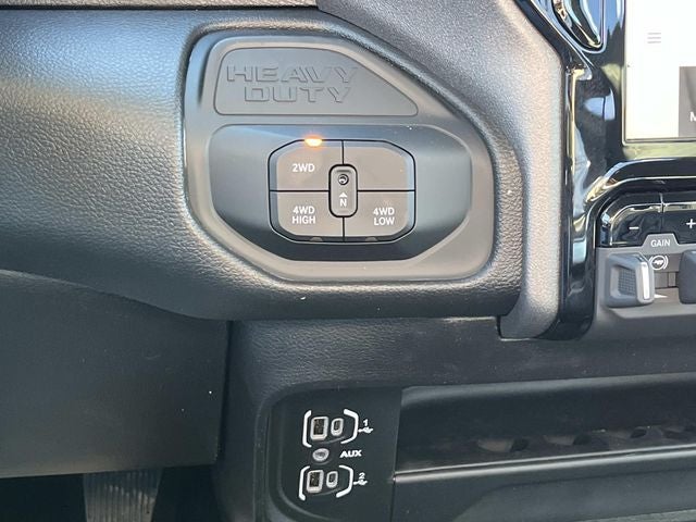 2026 RAM 3500 RAM 3500 TRADESMAN REGULAR CAB 4X4 8' BOX