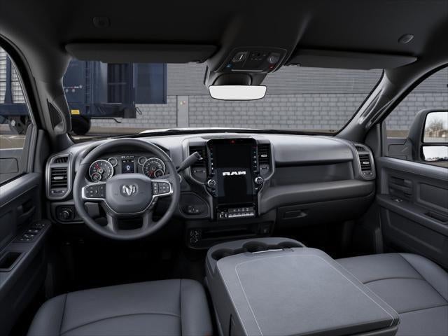 2026 RAM 3500 RAM 3500 TRADESMAN CREW CAB 4X4 6'4' BOX