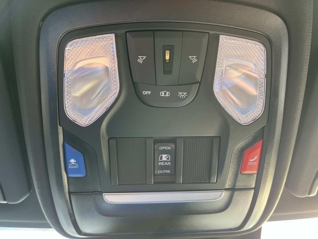 2026 RAM 3500 RAM 3500 TRADESMAN CREW CAB 4X4 6'4' BOX