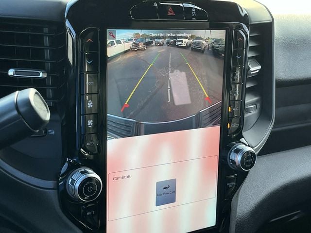 2026 RAM 3500 RAM 3500 TRADESMAN CREW CAB 4X4 6'4' BOX