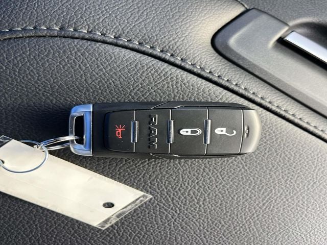 2026 RAM 3500 RAM 3500 TRADESMAN CREW CAB 4X4 6'4' BOX