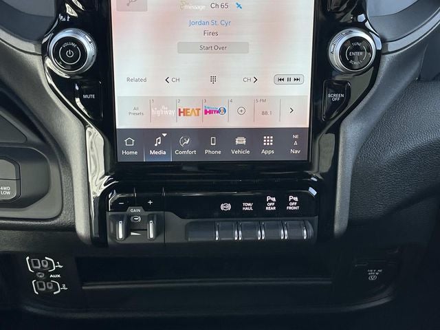 2026 RAM 3500 RAM 3500 TRADESMAN CREW CAB 4X4 6'4' BOX