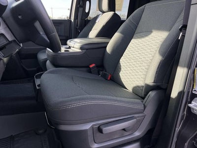 2026 RAM 3500 RAM 3500 TRADESMAN CREW CAB 4X4 6'4' BOX