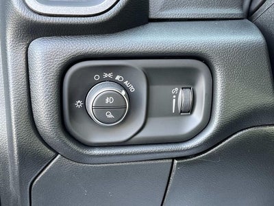 2026 RAM 3500 RAM 3500 TRADESMAN CREW CAB 4X4 6'4' BOX