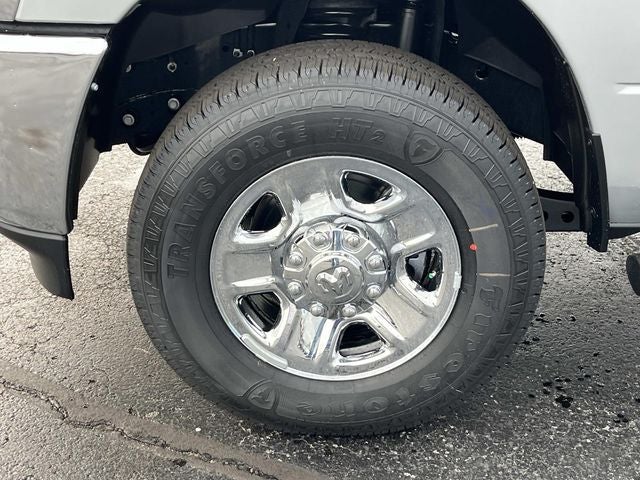 2026 RAM 3500 RAM 3500 TRADESMAN CREW CAB 4X4 6'4' BOX