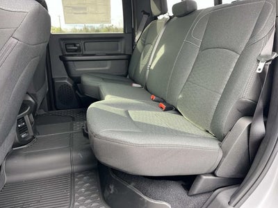 2026 RAM 3500 RAM 3500 TRADESMAN CREW CAB 4X4 6'4' BOX