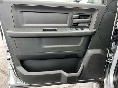 2026 RAM 3500 RAM 3500 TRADESMAN CREW CAB 4X4 6'4' BOX