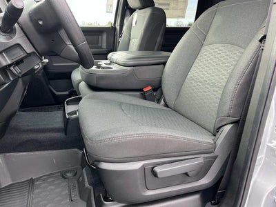 2026 RAM 3500 RAM 3500 TRADESMAN CREW CAB 4X4 6'4' BOX