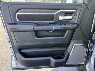 2026 RAM 3500 RAM 3500 LARAMIE CREW CAB 4X4 6'4' BOX