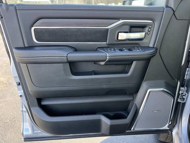 2026 RAM 3500 RAM 3500 LARAMIE CREW CAB 4X4 6'4' BOX