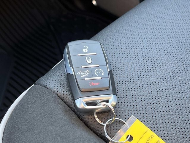 2026 RAM 3500 RAM 3500 LARAMIE CREW CAB 4X4 6'4' BOX