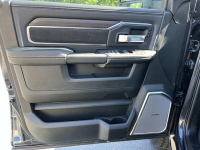 2026 RAM 3500 RAM 3500 LARAMIE CREW CAB 4X4 6'4' BOX