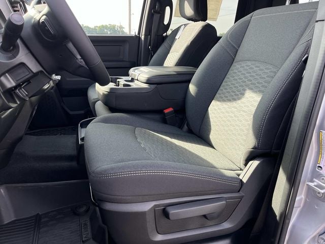 2026 RAM 3500 RAM 3500 TRADESMAN CREW CAB 4X4 8' BOX