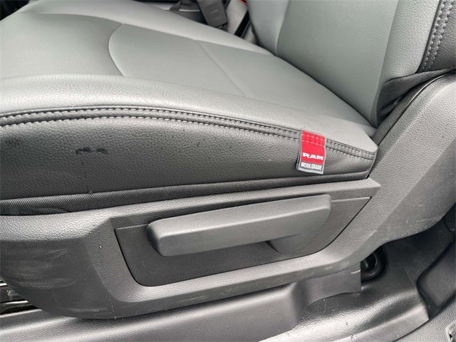 2026 RAM 2500 RAM 2500 TRADESMAN REGULAR CAB 4X4 8' BOX