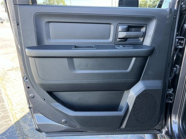 2026 RAM 2500 RAM 2500 TRADESMAN CREW CAB 4X4 6'4' BOX