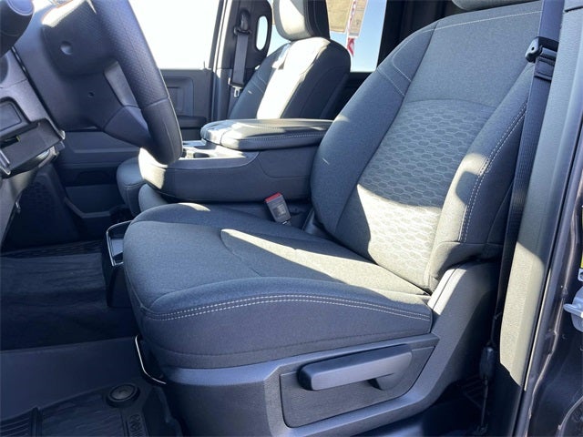 2026 RAM 2500 RAM 2500 TRADESMAN CREW CAB 4X4 6'4' BOX