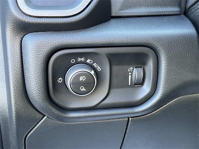 2026 RAM 2500 RAM 2500 TRADESMAN CREW CAB 4X4 6'4' BOX