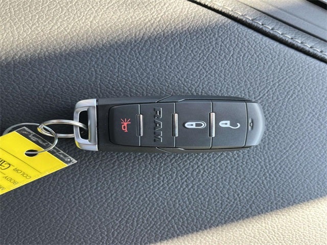 2026 RAM 2500 RAM 2500 TRADESMAN CREW CAB 4X4 6'4' BOX