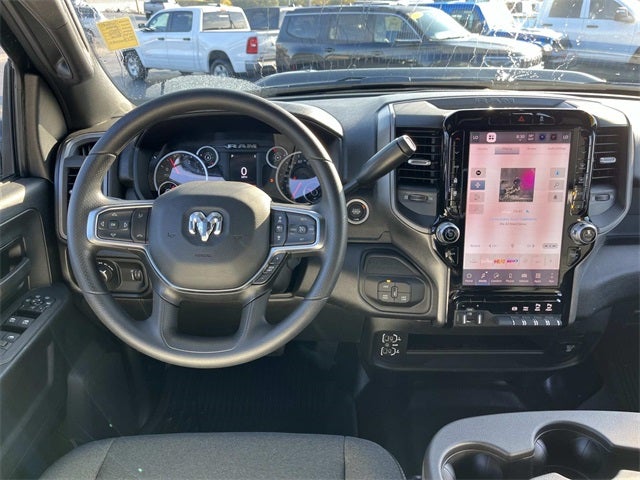 2026 RAM 2500 RAM 2500 BLACK EXPRESS CREW CAB 4X4 6'4' BOX