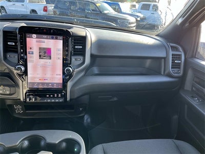 2026 RAM 2500 RAM 2500 BLACK EXPRESS CREW CAB 4X4 6'4' BOX