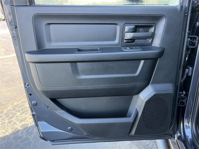 2026 RAM 2500 RAM 2500 BLACK EXPRESS CREW CAB 4X4 6'4' BOX