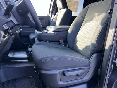 2026 RAM 2500 RAM 2500 BLACK EXPRESS CREW CAB 4X4 6'4' BOX