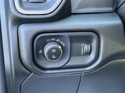 2026 RAM 2500 RAM 2500 BLACK EXPRESS CREW CAB 4X4 6'4' BOX