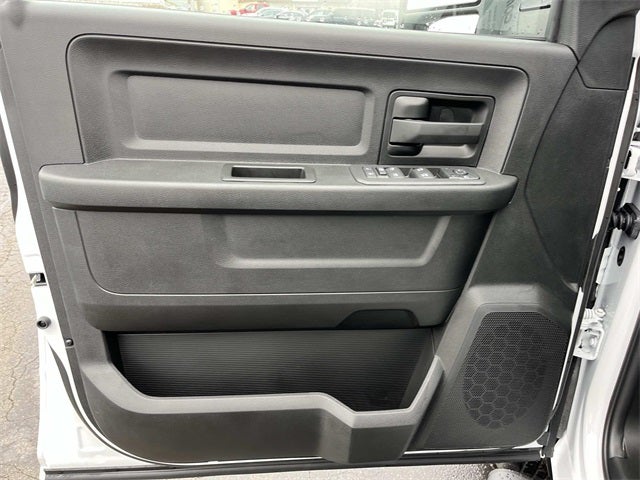 2026 RAM 2500 RAM 2500 TRADESMAN CREW CAB 4X4 6'4' BOX