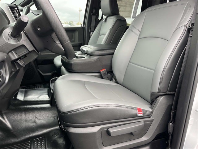 2026 RAM 2500 RAM 2500 TRADESMAN CREW CAB 4X4 6'4' BOX