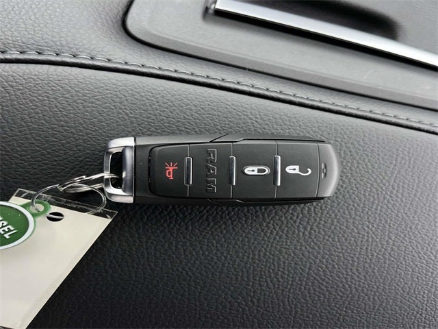 2026 RAM 2500 RAM 2500 TRADESMAN CREW CAB 4X4 6'4' BOX