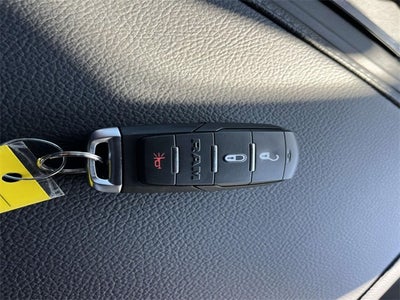 2026 RAM 2500 RAM 2500 TRADESMAN CREW CAB 4X4 6'4' BOX