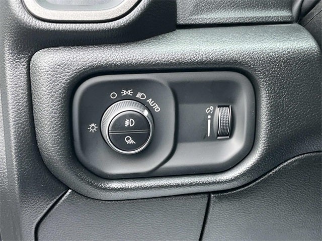 2026 RAM 2500 RAM 2500 TRADESMAN CREW CAB 4X4 6'4' BOX