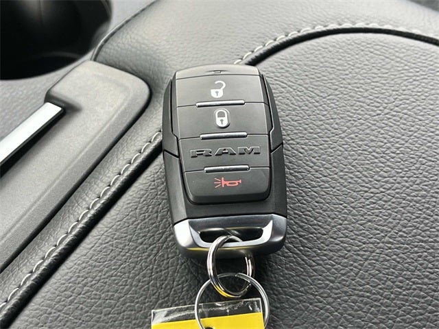 2026 RAM 2500 RAM 2500 TRADESMAN CREW CAB 4X4 6'4' BOX