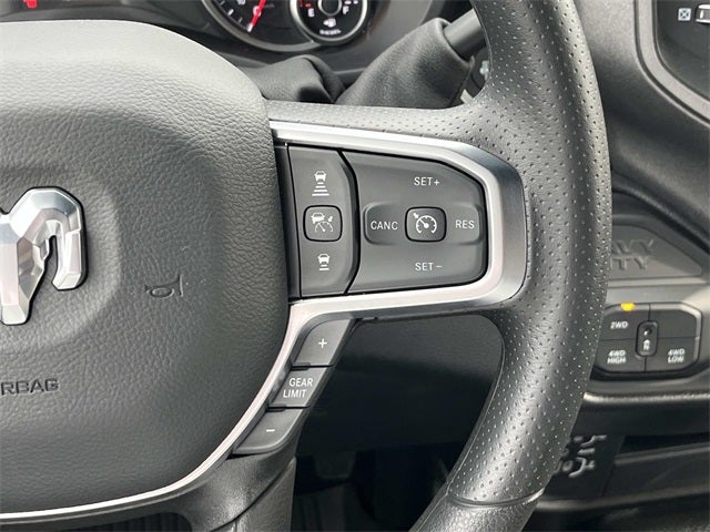 2026 RAM 2500 RAM 2500 TRADESMAN CREW CAB 4X4 6'4' BOX